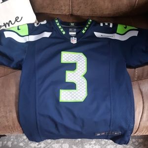 Seattle Seahawks number 3 Wilson jersey.